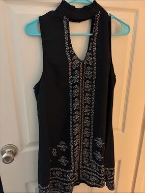 HeartSoul Black Sleeveless Embroidered Halter Neck Cami